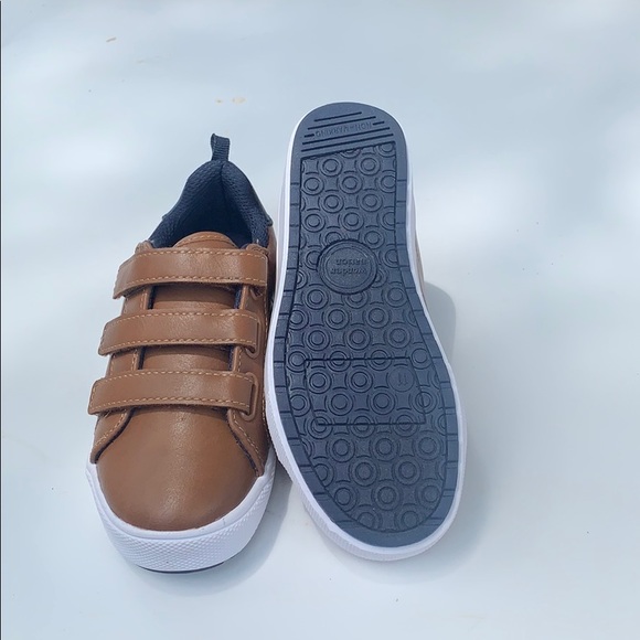 Wonder Nation Casual Toddler Boy Strap Sneakers - Picture 10 of 11